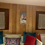 Aroma Di Legno E Profumo Di Neve