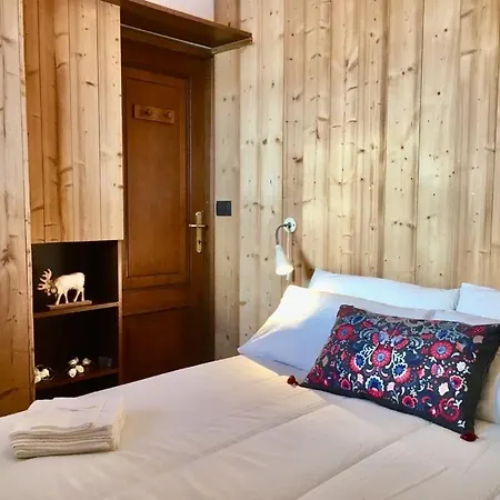 Aroma Di Legno E Profumo Di Neve