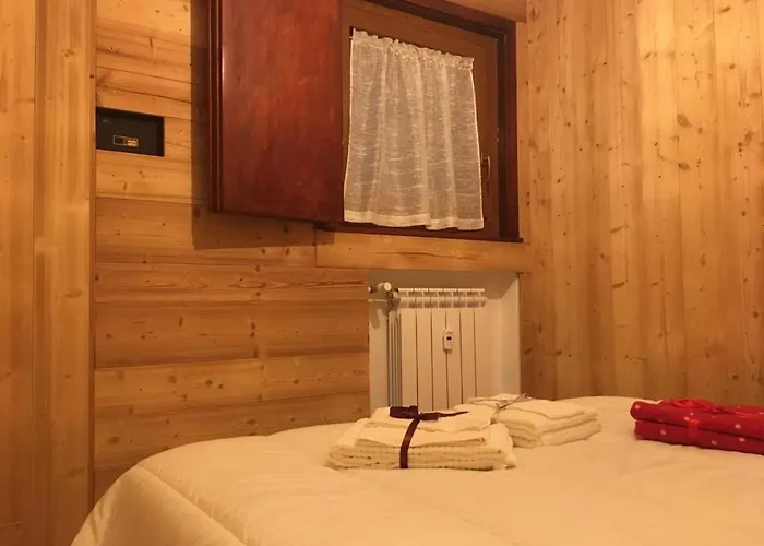 Aroma Di Legno E Profumo Di Neve شقة بيريوِل تْشيرفينيا